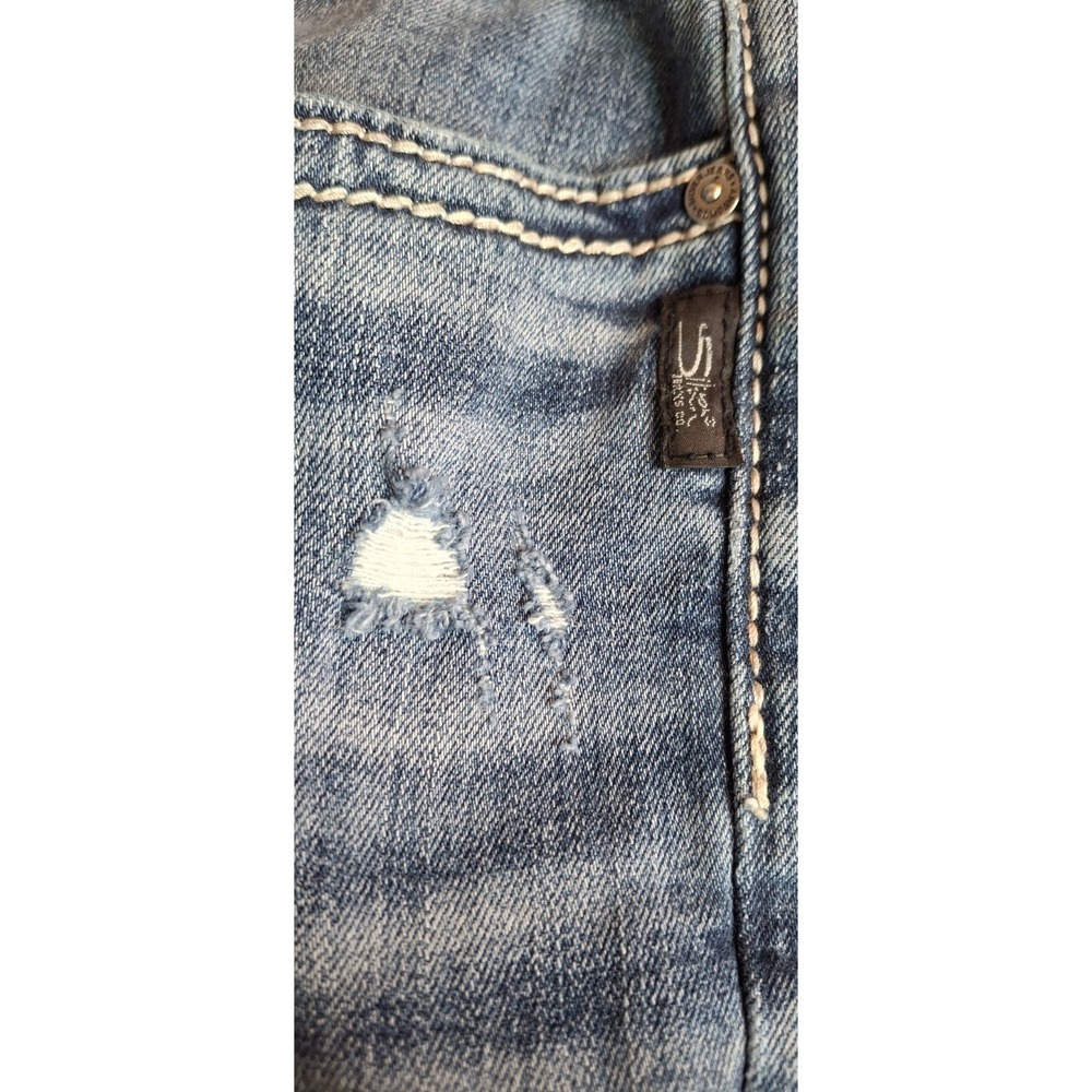 Silver Jeans Women's Size 20W Boyfriend Denim Shorts Blue Cuffed Hem Distressed - Picture 8 of 8